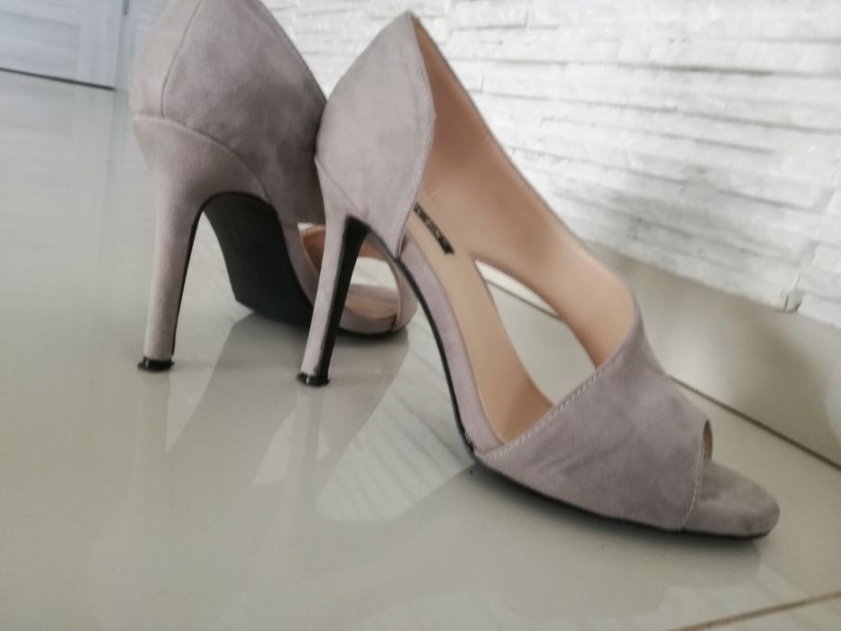 Szpilki szare zamsz rozm 35