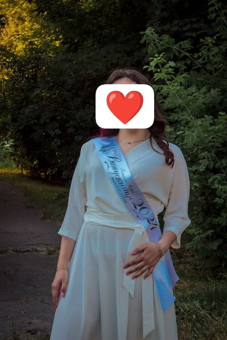 Белое платье на выпускной