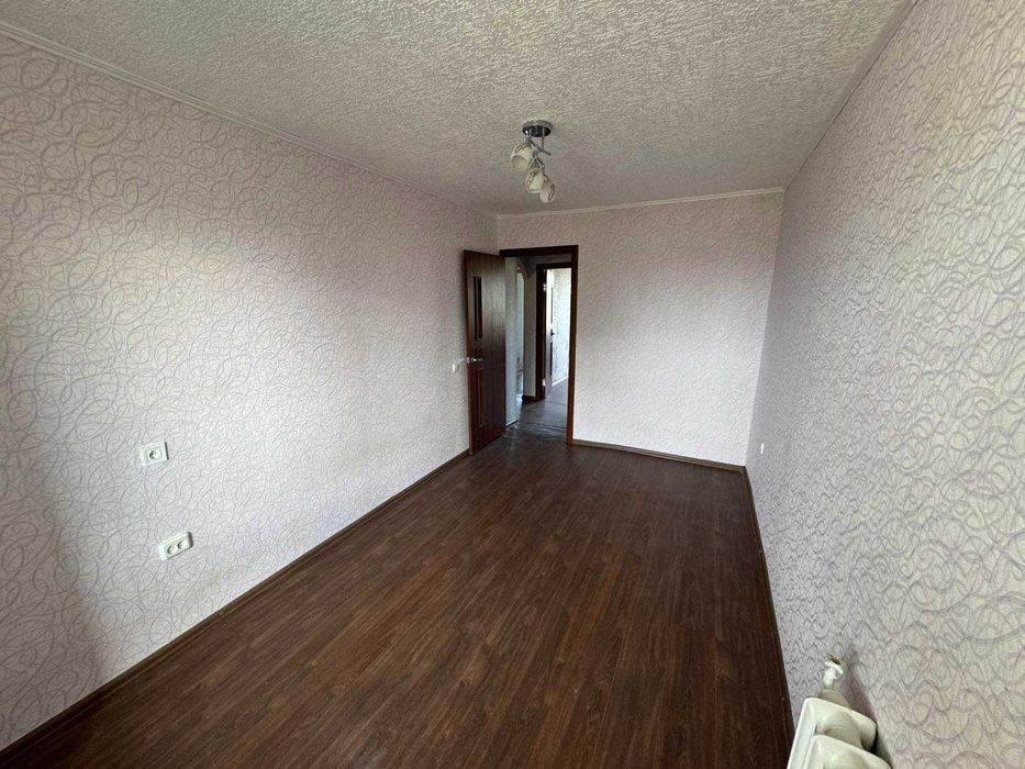 2-х кімнатна квартира з роздільними кімнатами. Алмазний. Торг