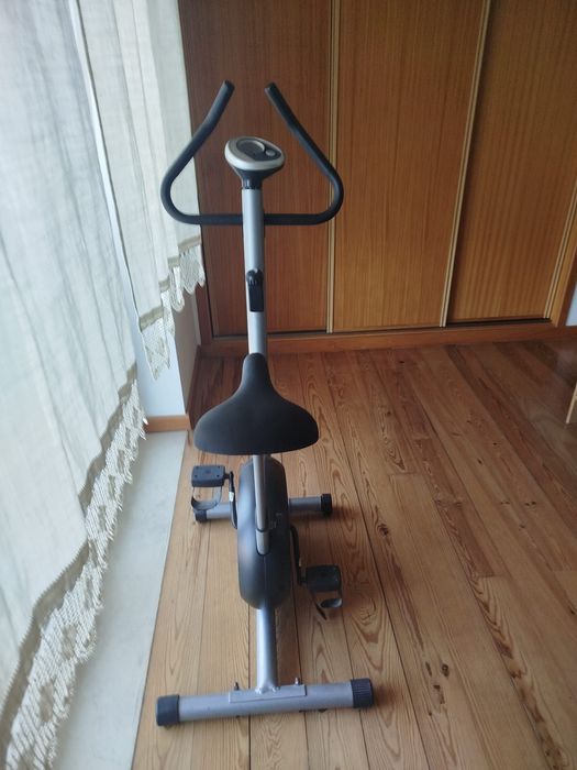 Bicicleta estática/terapêutica Master