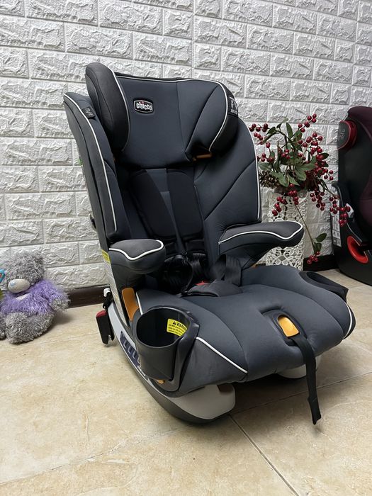 Автокрісло Chicco MyFit Група 1/2/3 (11 - 45 кг) 1 – 12 років