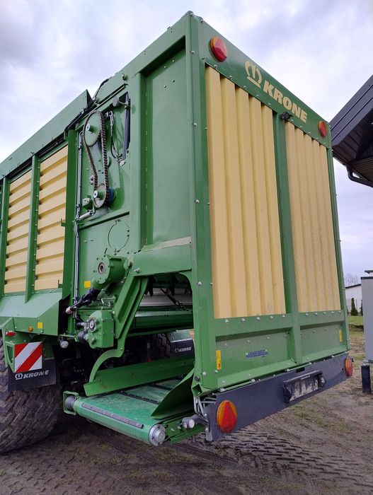 Taśma z klapą przyczepy samozbierającej Krone ZX RX MX paszowózu