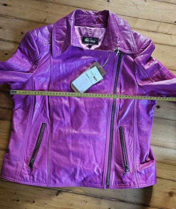 Шкіряна куртка-косуха жіноча