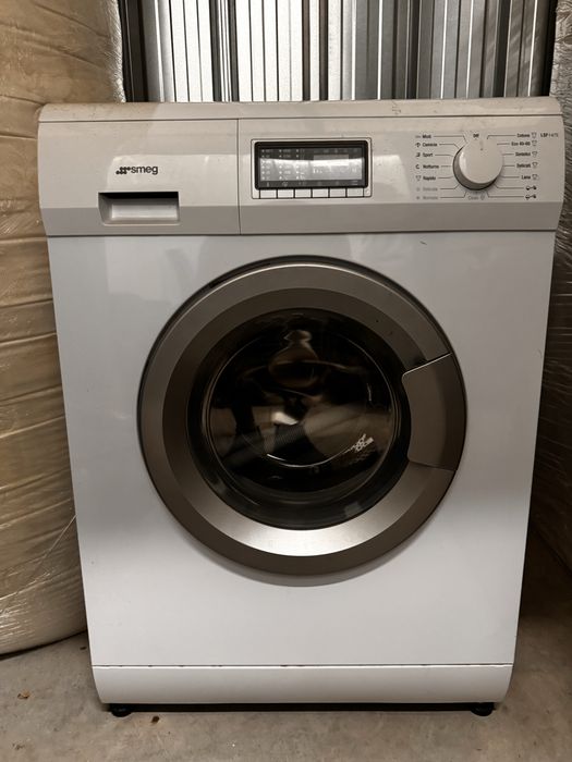 Máquina de Lavar e Secar Roupa SMEG LSF147E – Nunca Utilizada – Como Nova