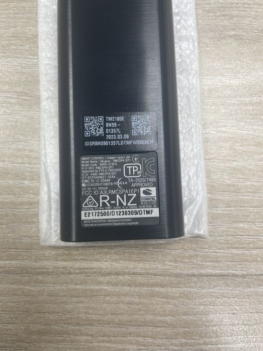 Оригінальний пульт Samsung BN59-01357L/01357D з сонячною панеллю.