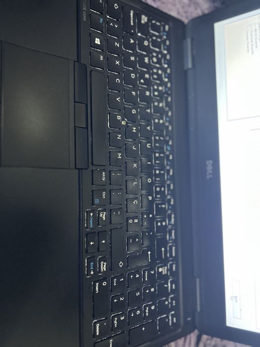 Dell latitude E5550