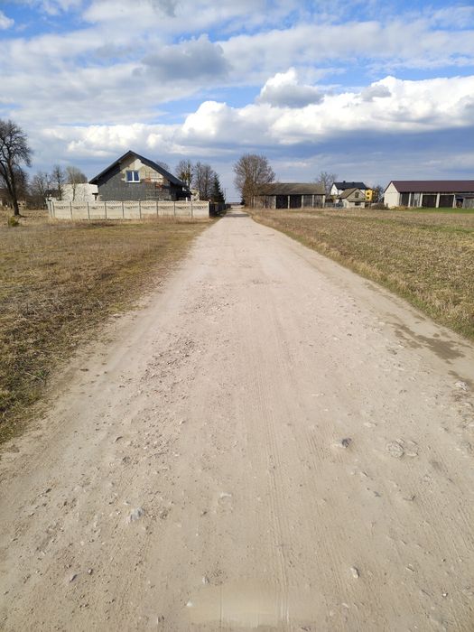 Sprzedam działkę z WZ