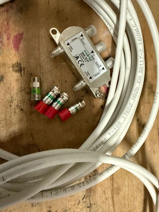 Kabel antenowy Televes T-100, DSE dc bloker, AXING sumator SWE 30-01