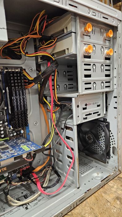 Komputer 16GB DDR3, SSD 120GB, AMD, RADEON, windows 10