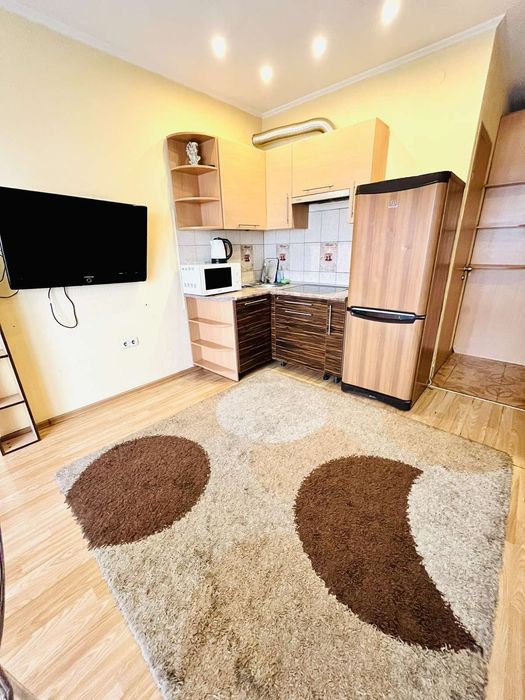 Сдам посуточно. Кирова 27д. Центр. Военным скидки!