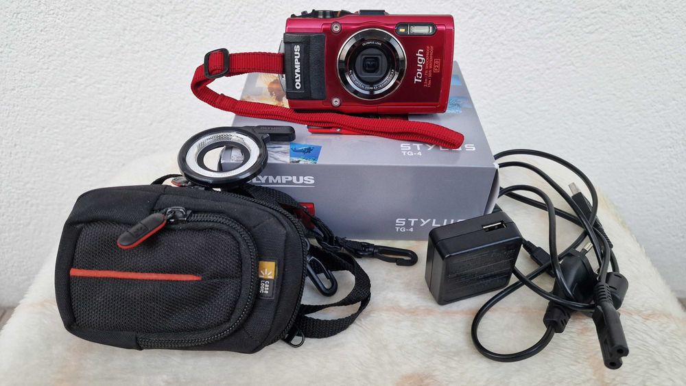 Olympus Tough TG-4 Wodoodporny kompaktowy aparat fotograficzny