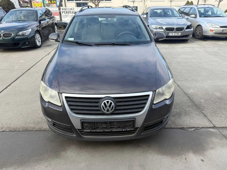 na części grill ćwiartka podłużnica volkswagen passat b6 2006r lc8z