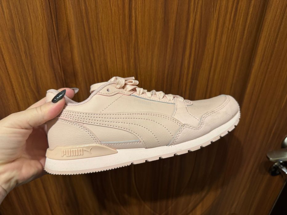 Puma кросівки 38 розмір