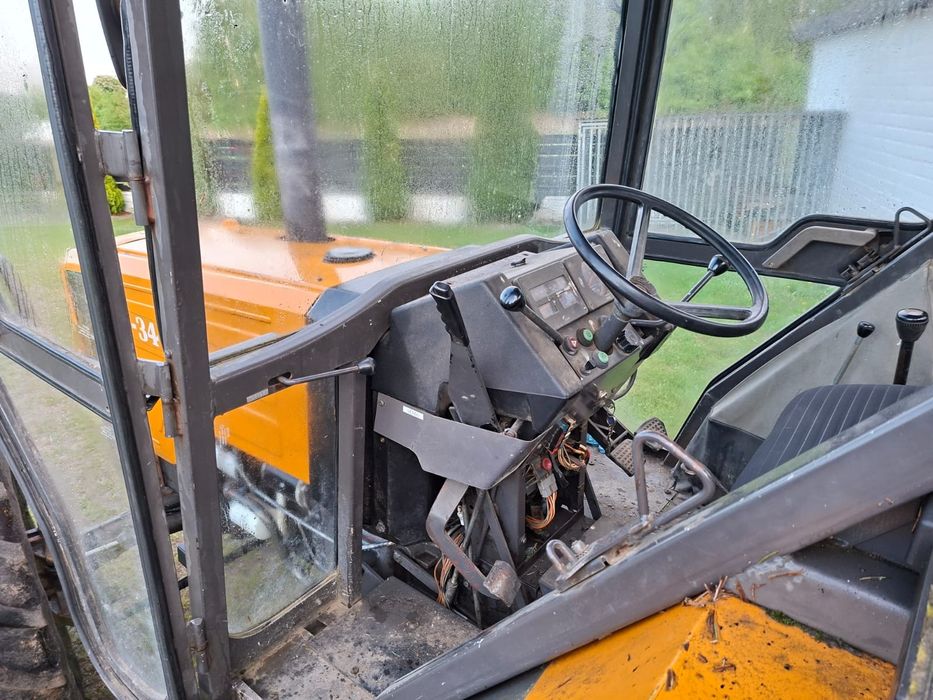 Renault 70 34 silnik Perkins 4  niska kabina