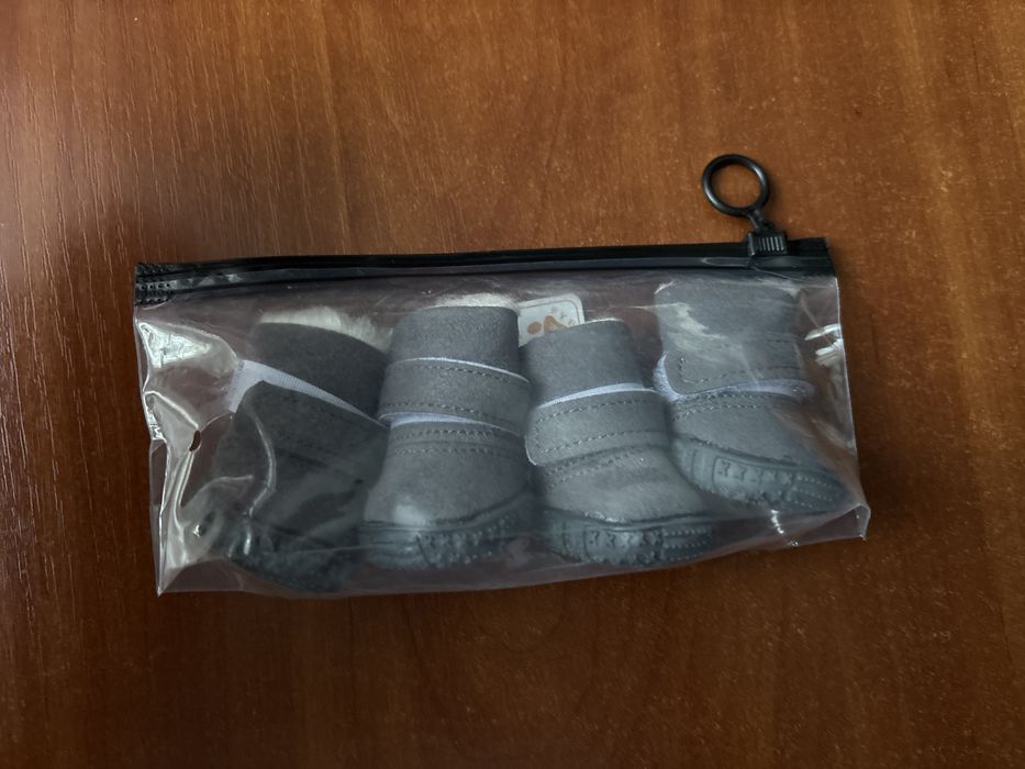 Взуття для собак