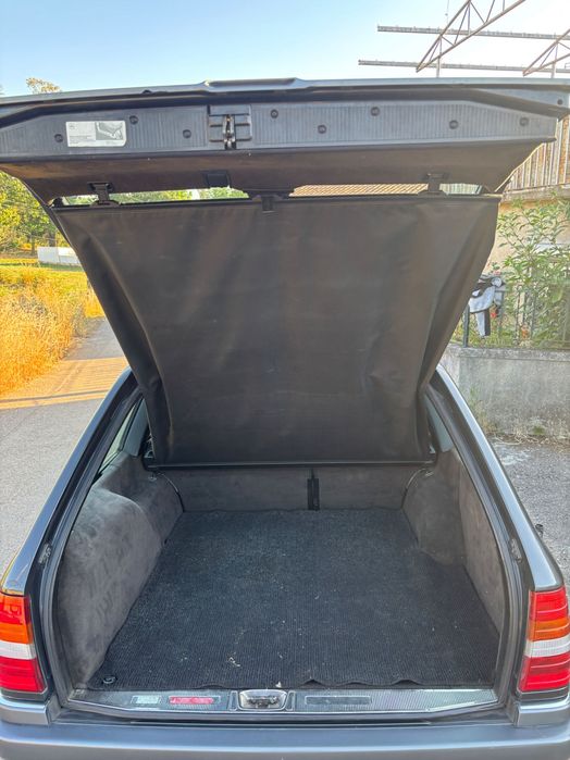 Mercedes E250 Diesel S124