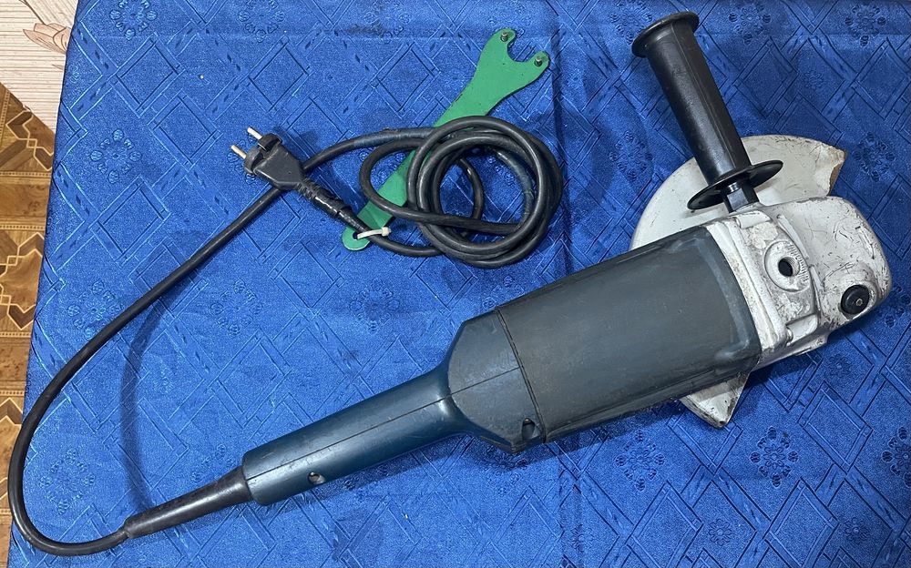 Bosch GWS 20-230 H Professional Болгарка 230мм 2000Вт