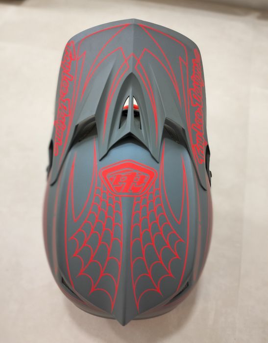 Capacete Troy lee designs D3