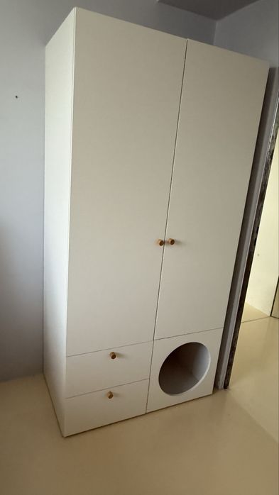 Szafa ubraniowa - biały + dąb - idealny stan