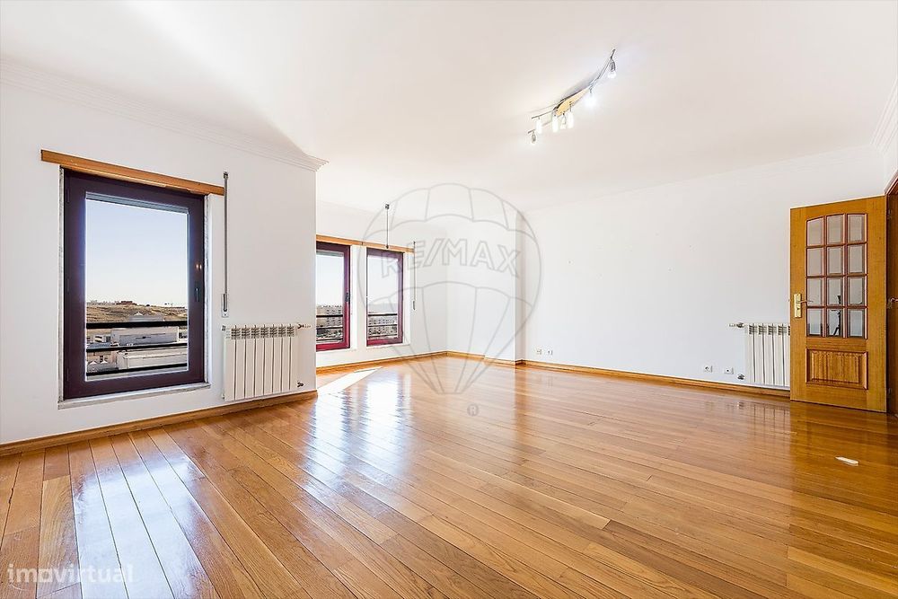 Apartamento T2 para arrendamento