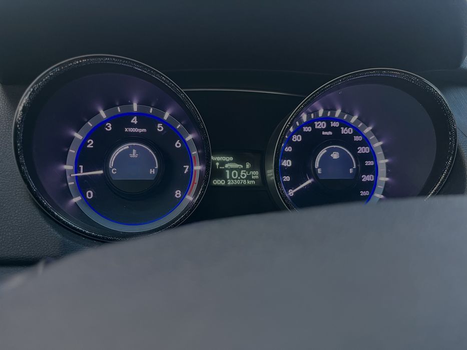 Hyundai Sonata 2011 2.0 газ/бензин