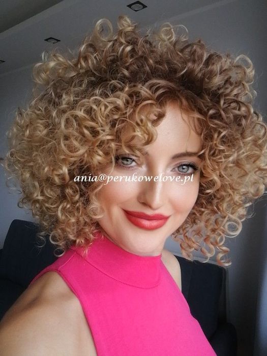 Peruka blond OMBRE afro loki kręcone włosy jak naturalne