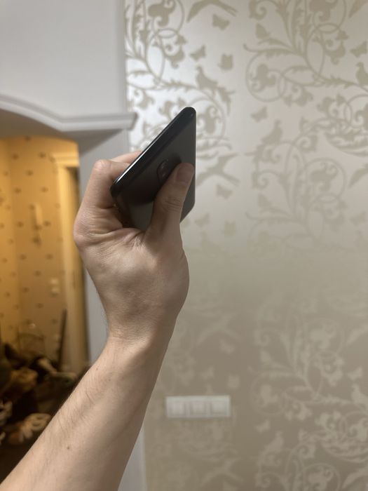 One Plus 6T 8/128 GB!