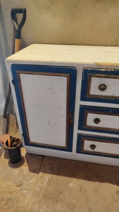 Móvel vintage 1950 para restauro