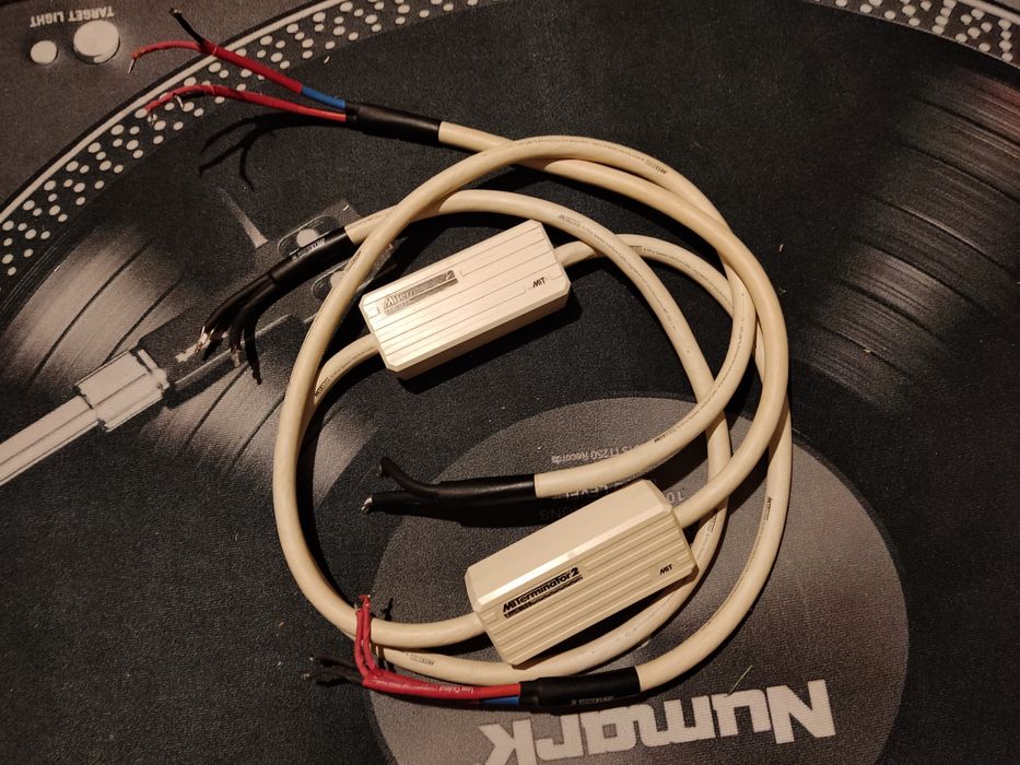 Kable Bee Wire Mit terminator 2 2x220cm