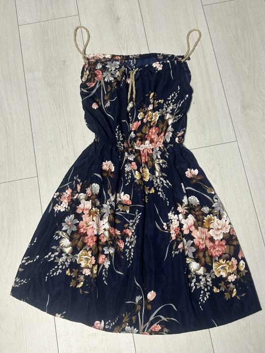 Літня сукня коротка