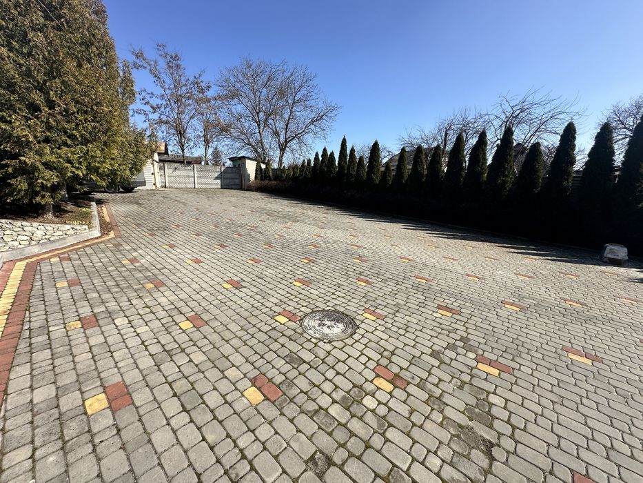 Оренда приміщення вільного призначення в пригороді Тернополя.