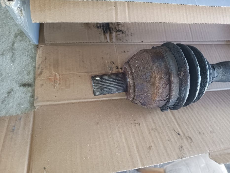 Піввісь полуось шрус Ford c-max