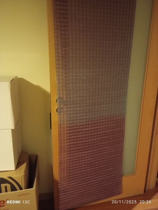 Estores mais restos de tecido