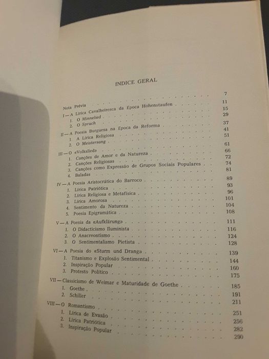 Unamuno: Antologia Poética/ Paul Theroux/ Poesia Alemã