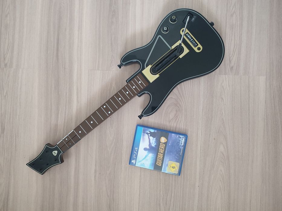 Guitar Hero Live PS4 (gra+gitara)