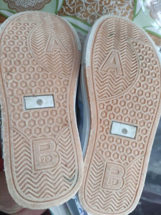 Мокасины, кеды, слипоны