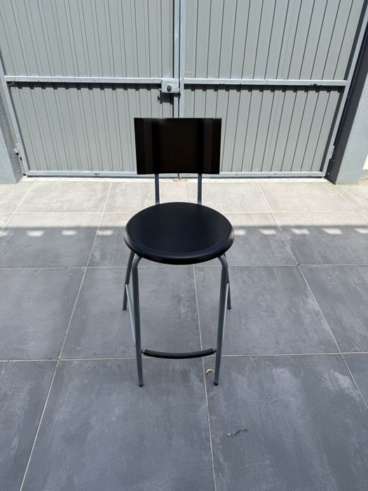 Banco alto ikea bom estado