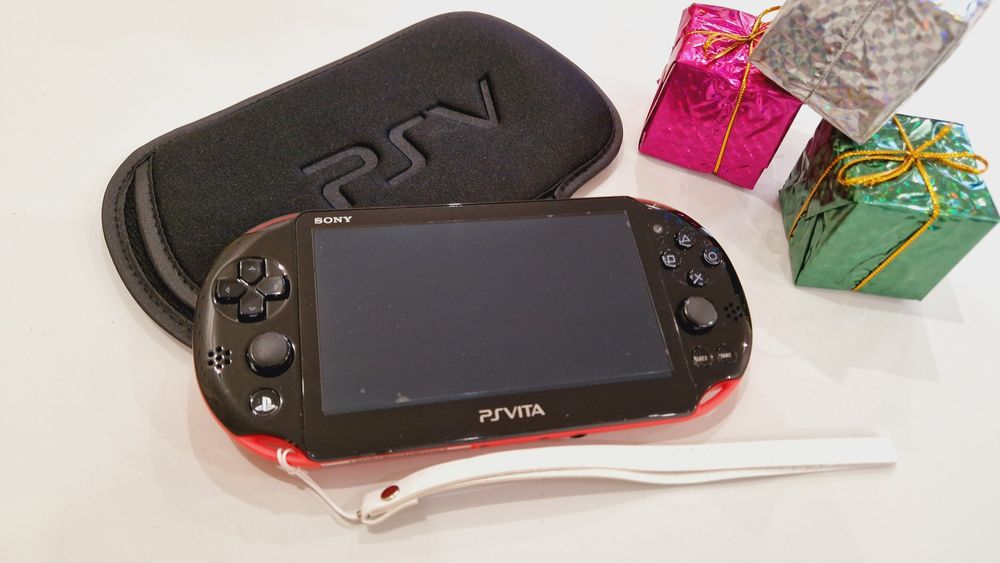 Sony Ps Vita Slim 67игр +чехол!