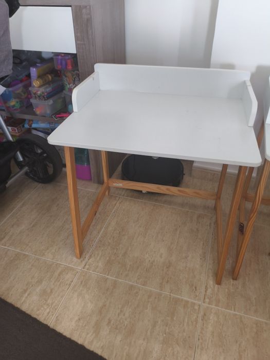 escrivaninha de crianca