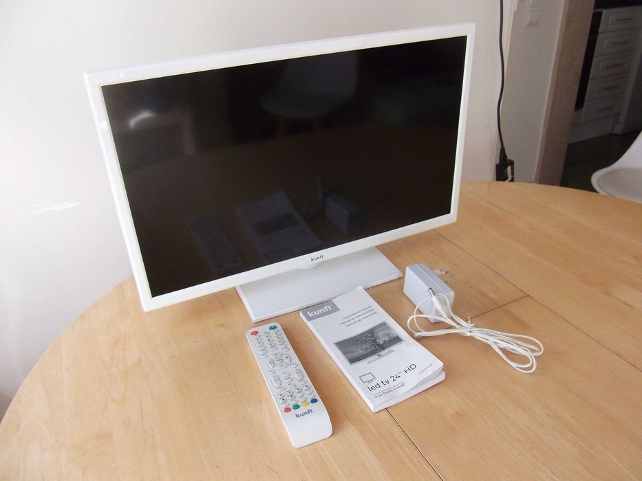 TV KUNFT de 24''' branca