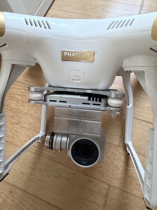 Квадрокоптер DJI Phantom 3 Professional + Рюкзак + 3 АКБ