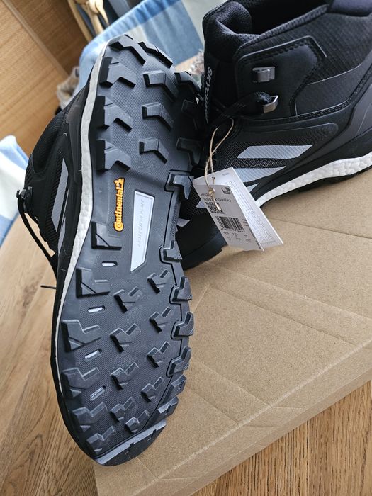 Buty hikingowe Adidas Terrex SKYCHASTER 2 MID GTX. Nowe