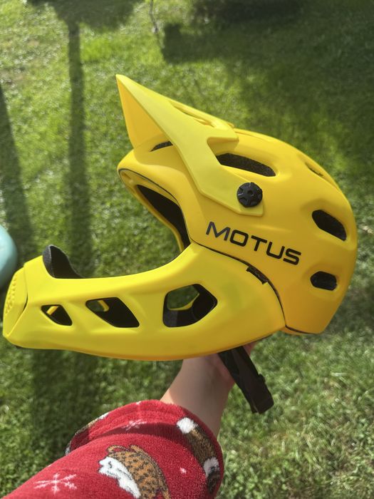 Kask rowerowy Full Face Motus CB-49 (M/L) NOWY Odpinana szczęka