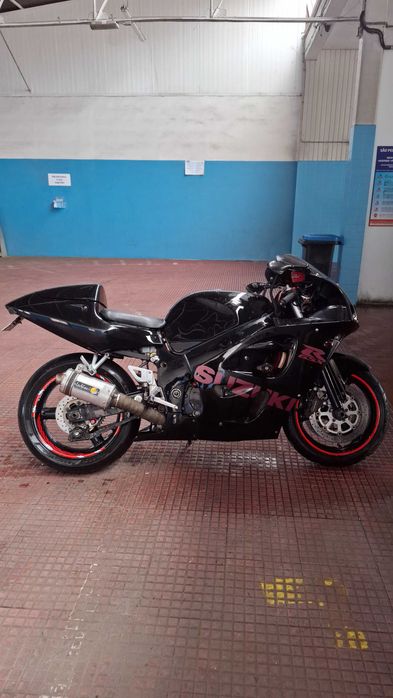 Suzuki gsxr 600 srad