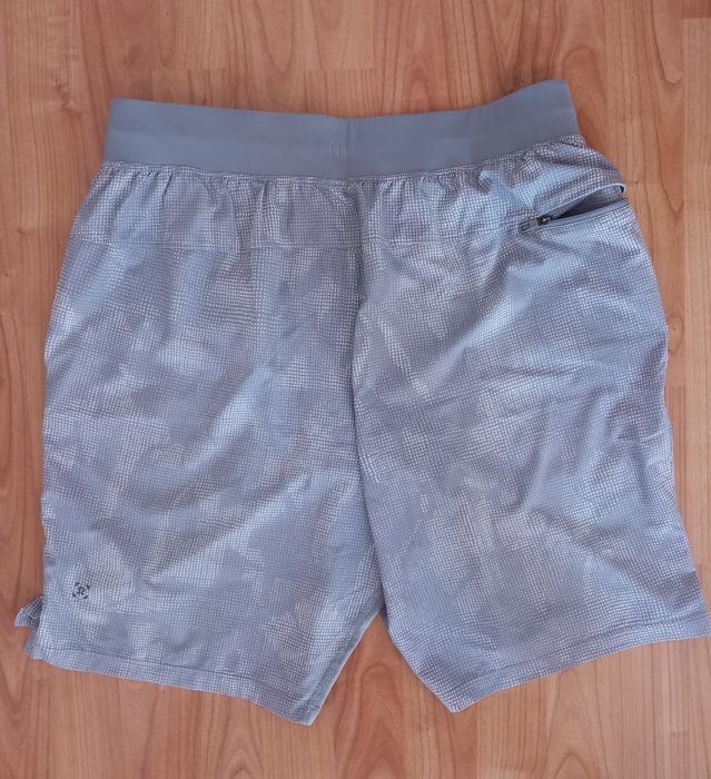 Spodenki na lato LULULEMON