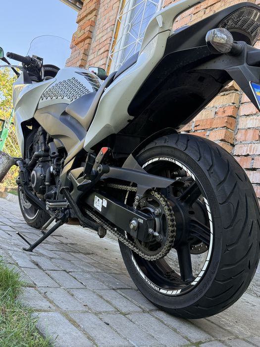 Мотоцикл Honda cbf 1000 2010 год без ABS