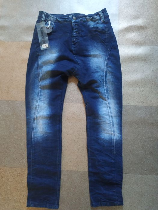 Продам джинси нові 29 рр