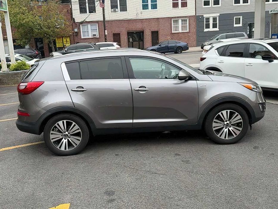 Kia Sportage EX      2016