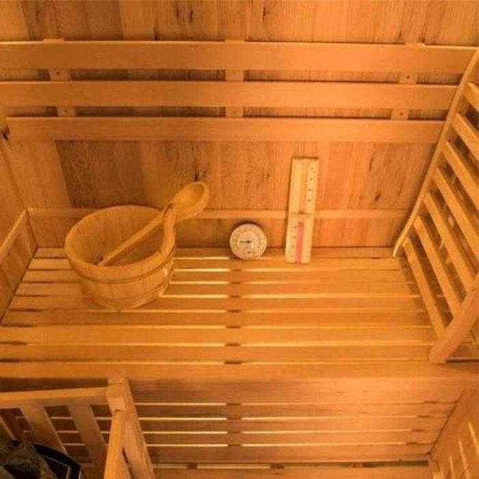 Sauna interior com vidro e tecto estrelado - Desde 1.474€