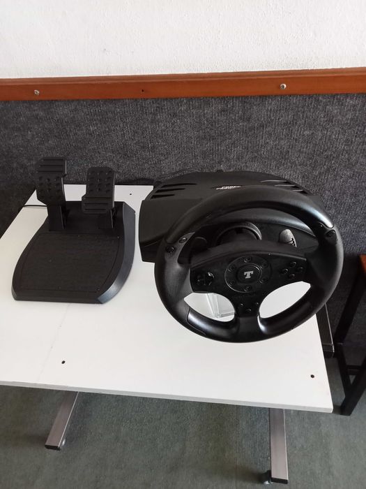 Thrustmaster force feedback steering wheel64551894602627120